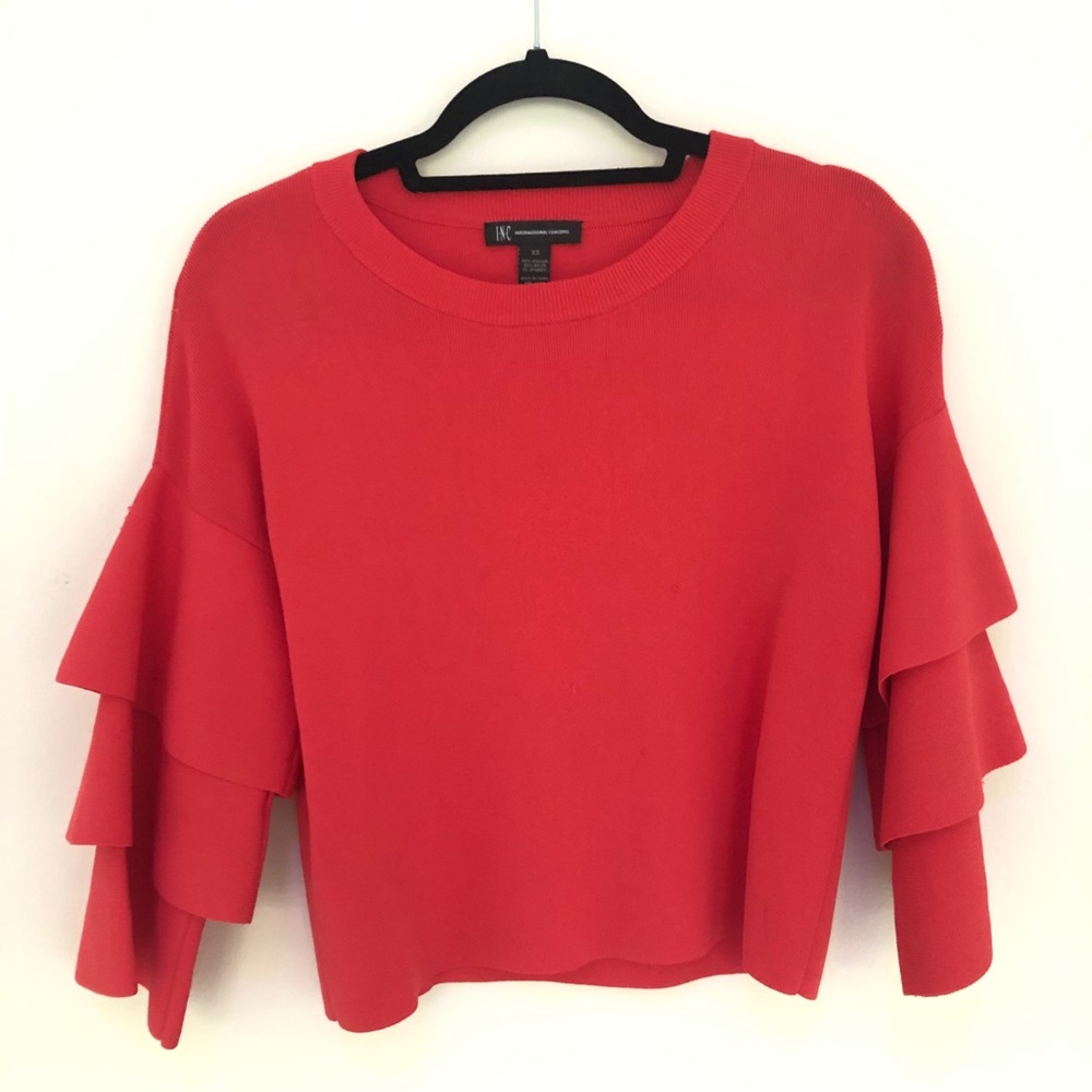 Coral layered bell sleeve top!
